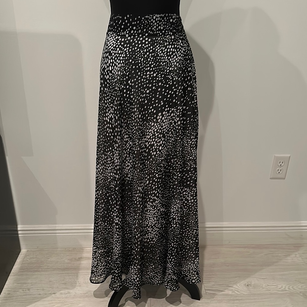 Elegant Black and White Women's Skirt